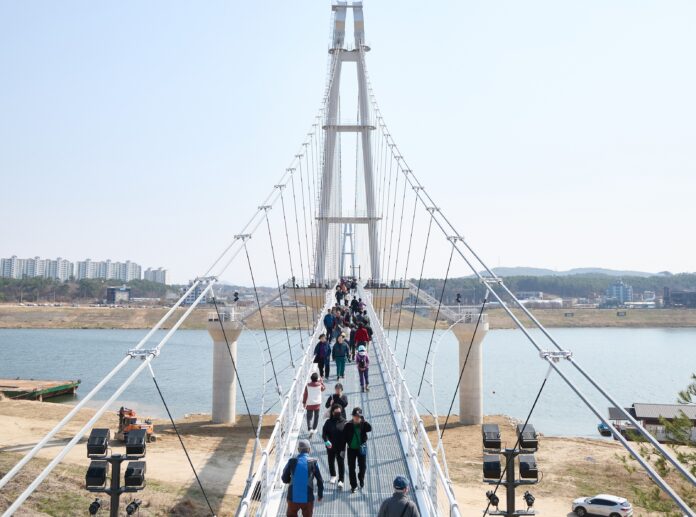 여주+남한강+출렁다리+(1)